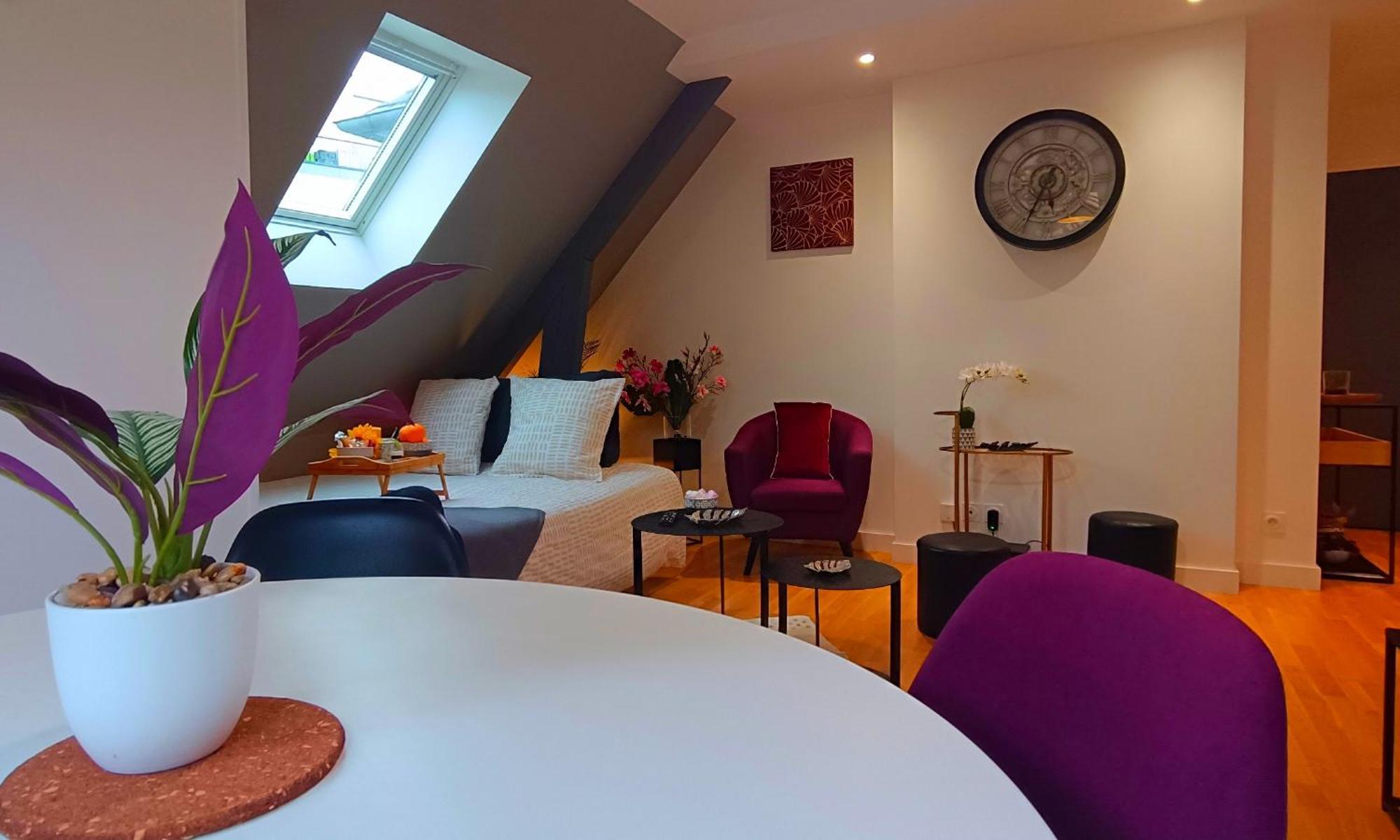 F2 Idealement Situe Apartment